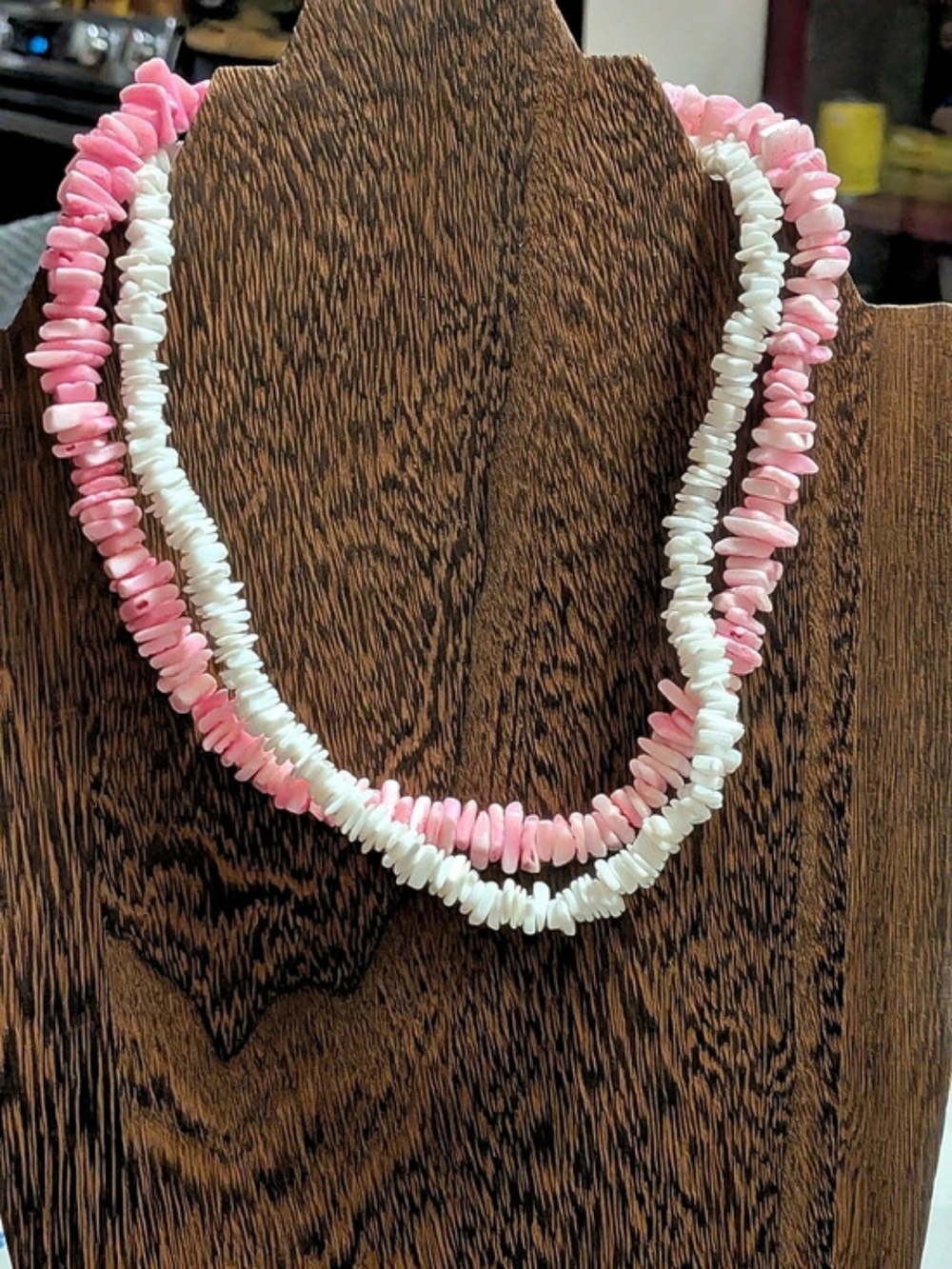 2x Vintage Natural Pink & White Shell Chip Choker Necklaces Set – Beachy Boho